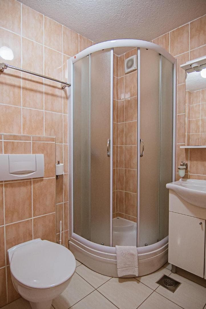 Comfort Triple Room with Shower room photo