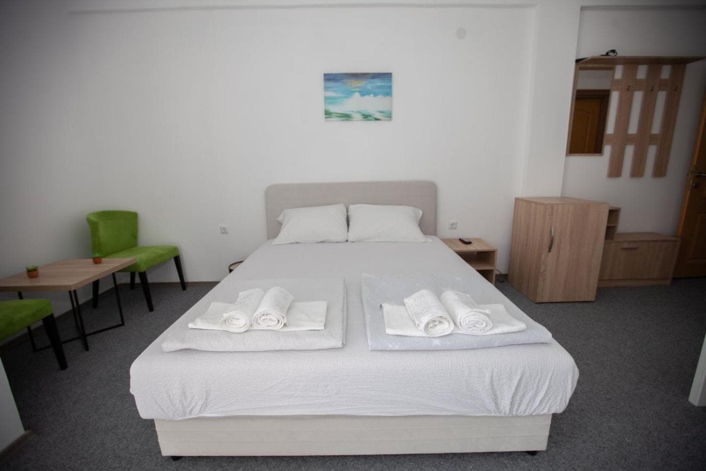 Deluxe Double Room with Extra Bed room photo
