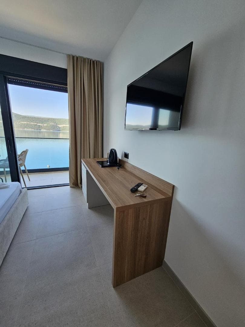 Deluxe Triple Room with Sea View room photo
