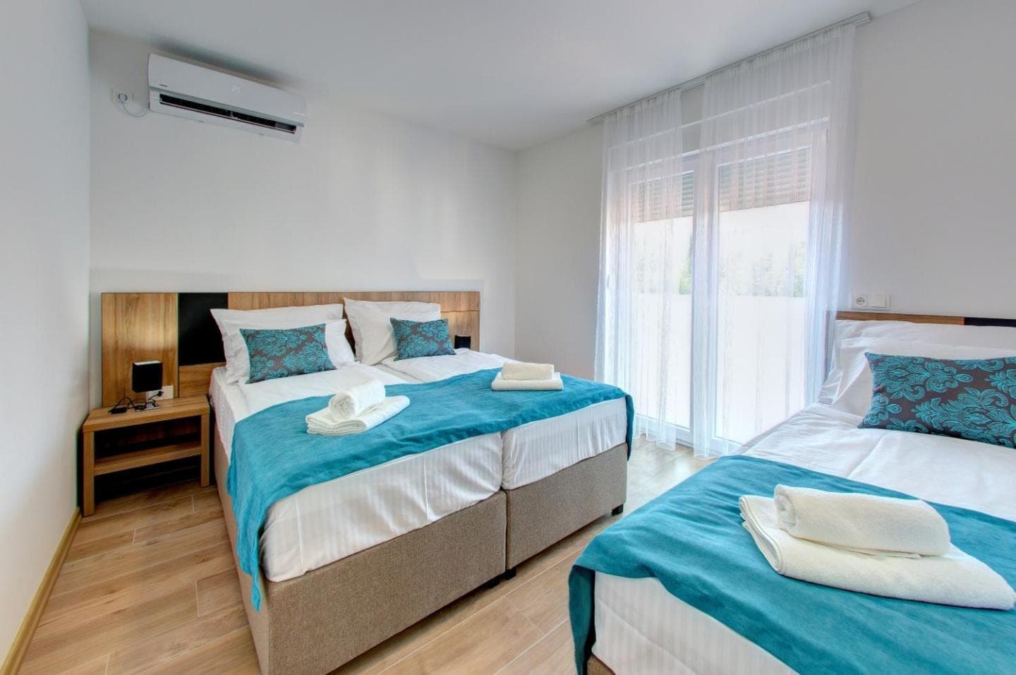 Double Room with Extra Bed room photo