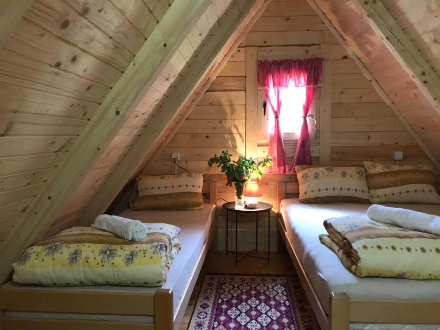 Bungalow room photo