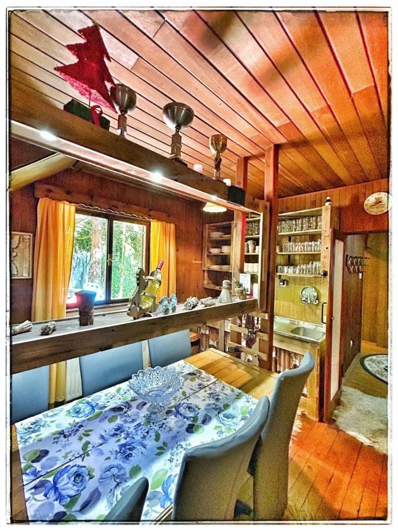 Holiday Home room photo
